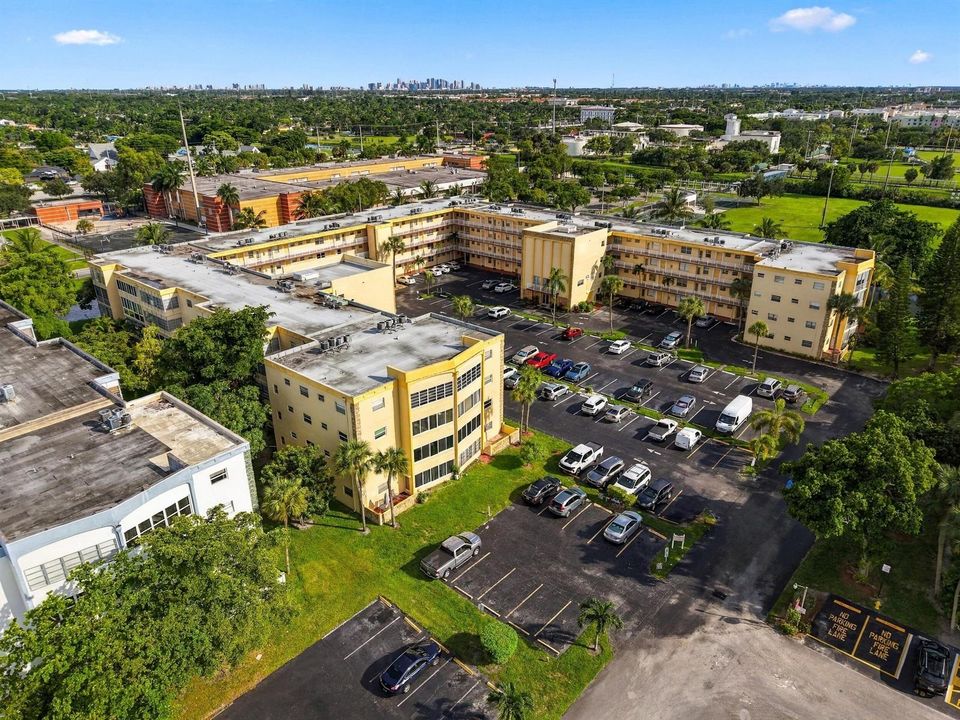 27_3940_northwest_42nd_avenue_lauderdale