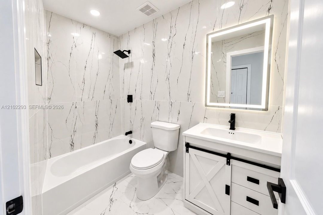 На продажу: $639,999 (3 спален, 2 ванн, 1424 Квадратных фут)