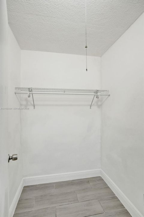 В аренду: $1,800 (1 спален, 1 ванн, 780 Квадратных фут)