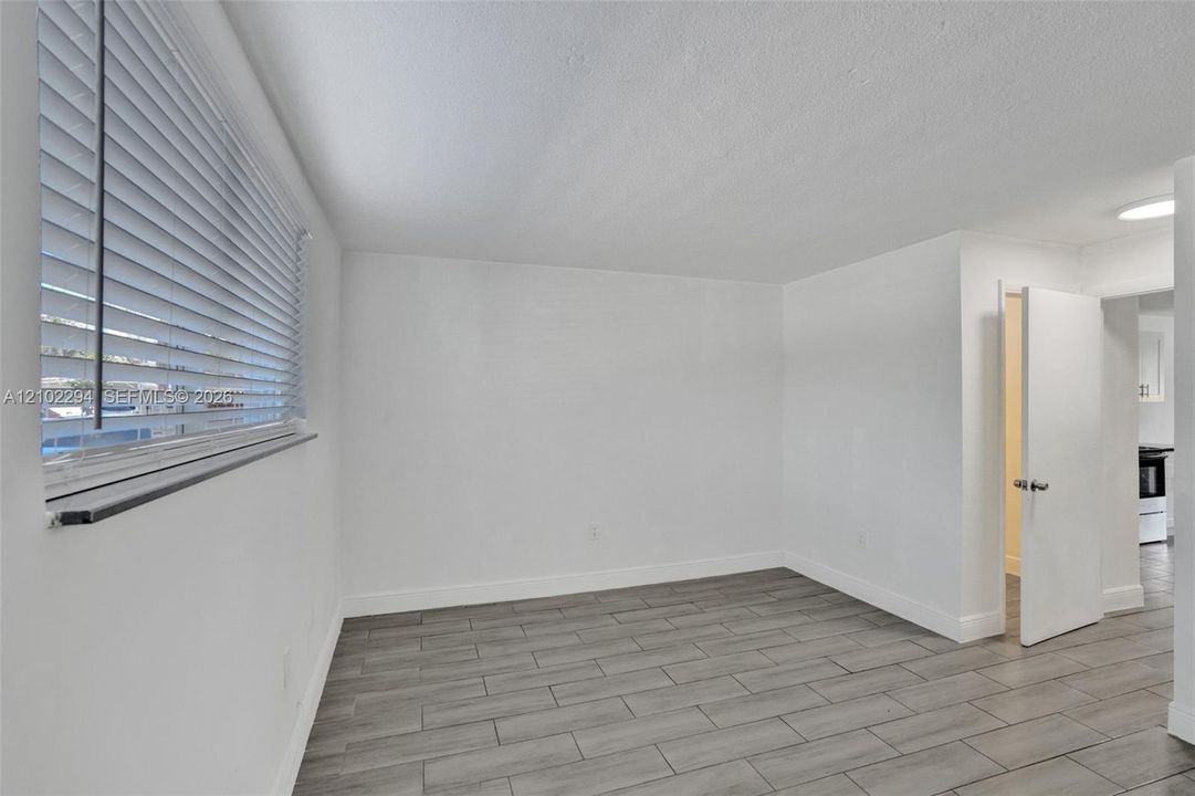В аренду: $1,800 (1 спален, 1 ванн, 780 Квадратных фут)