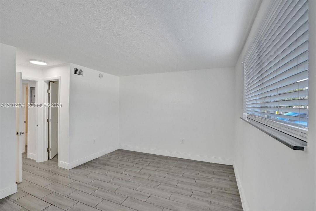 В аренду: $1,800 (1 спален, 1 ванн, 780 Квадратных фут)