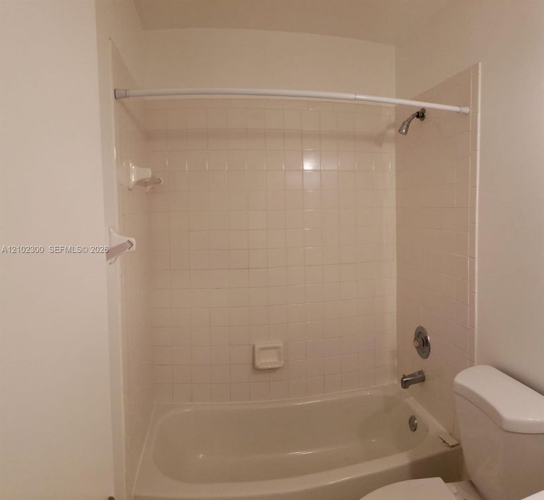 En Renta: $2,850 (3 camas, 2 baños, 1270 Pies cuadrados)
