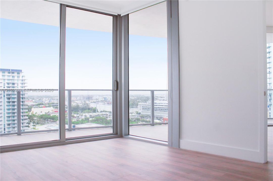 En Venta: $740,000 (2 camas, 2 baños, 1171 Pies cuadrados)