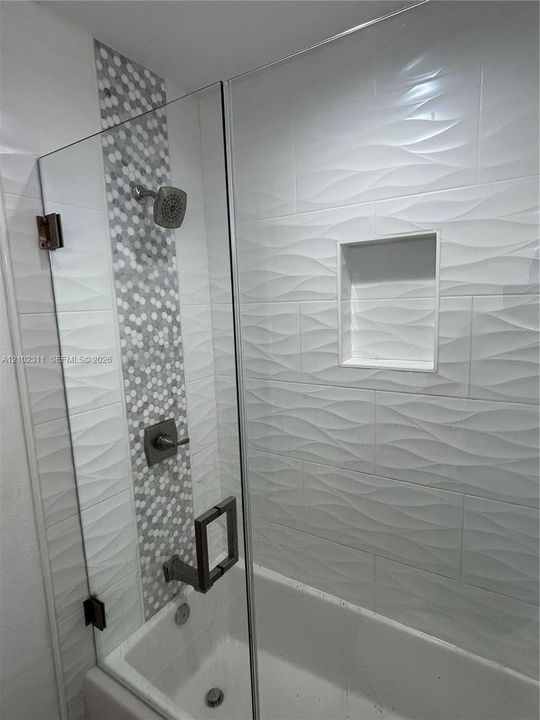 В аренду: $3,400 (4 спален, 3 ванн, 1680 Квадратных фут)