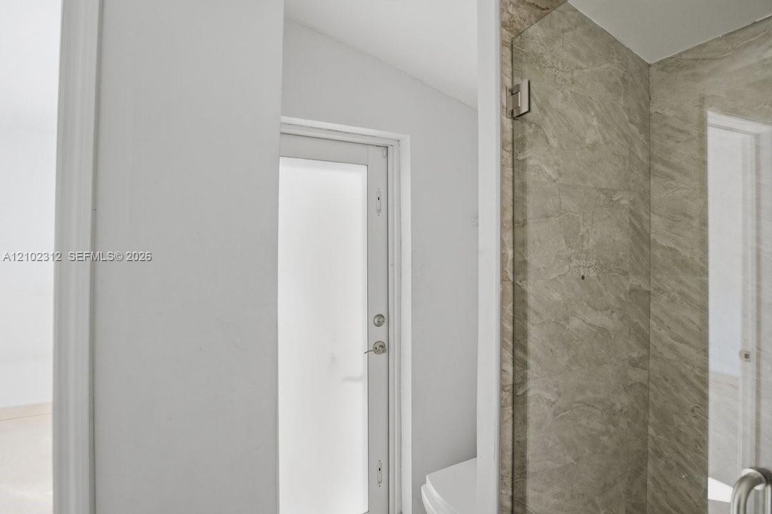 На продажу: $549,900 (3 спален, 2 ванн, 930 Квадратных фут)
