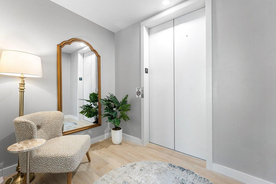 Private elevator