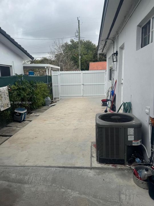 For Sale: $624,999 (0 beds, 0 baths, 1280 Square Feet)