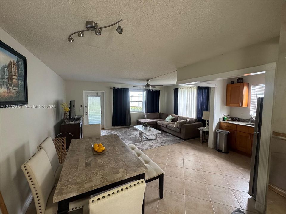 Living Dining Area
