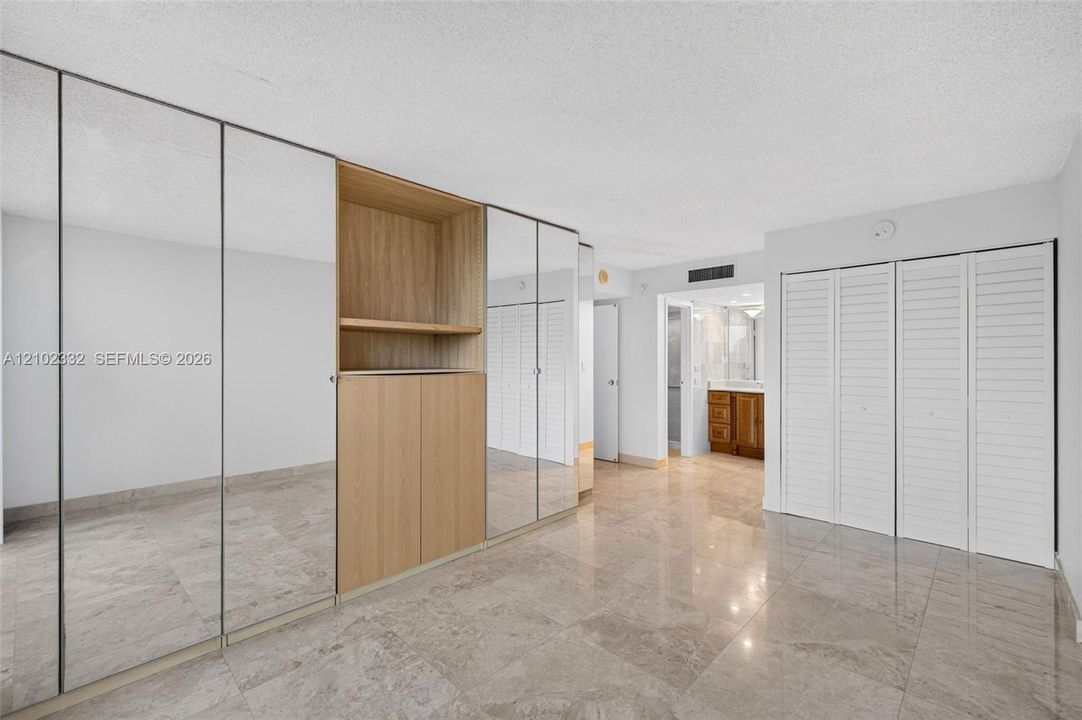 For Sale: $750,000 (2 beds, 2 baths, 1645 Square Feet)