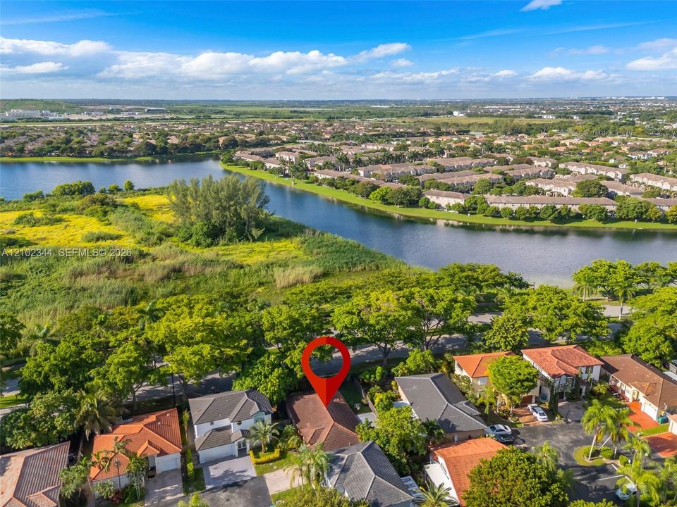 На продажу: $499,000 (3 спален, 2 ванн, 1561 Квадратных фут)