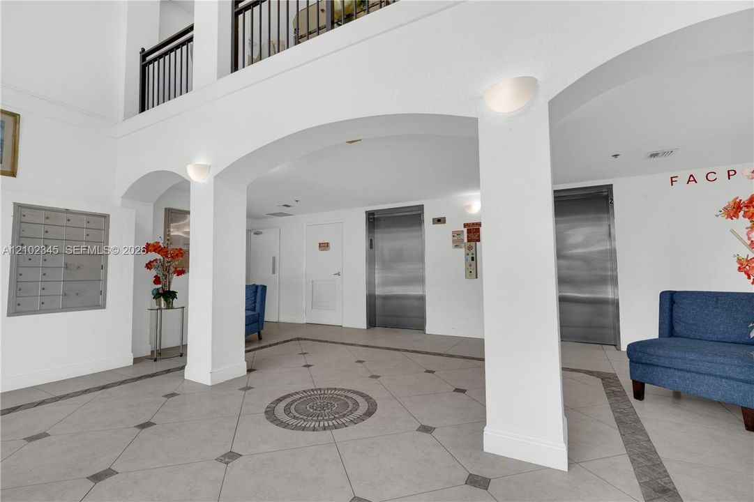 For Sale: $339,000 (3 beds, 2 baths, 1208 Square Feet)