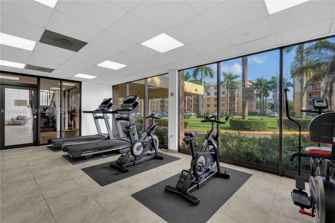 For Sale: $339,000 (3 beds, 2 baths, 1208 Square Feet)