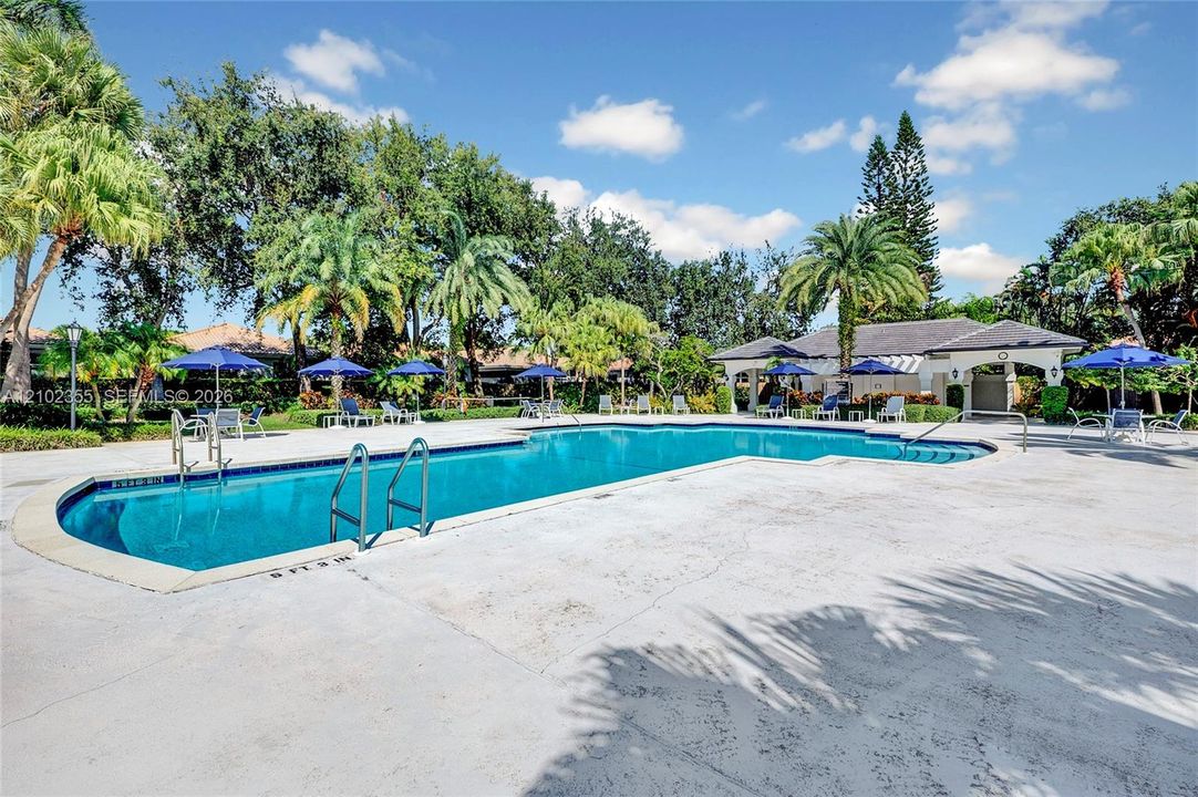 En Venta: $625,000 (3 camas, 2 baños, 2079 Pies cuadrados)