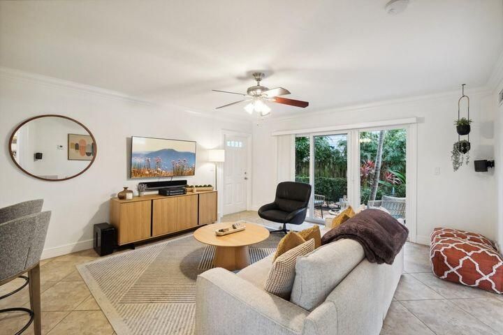 Unit 1 Living Rm