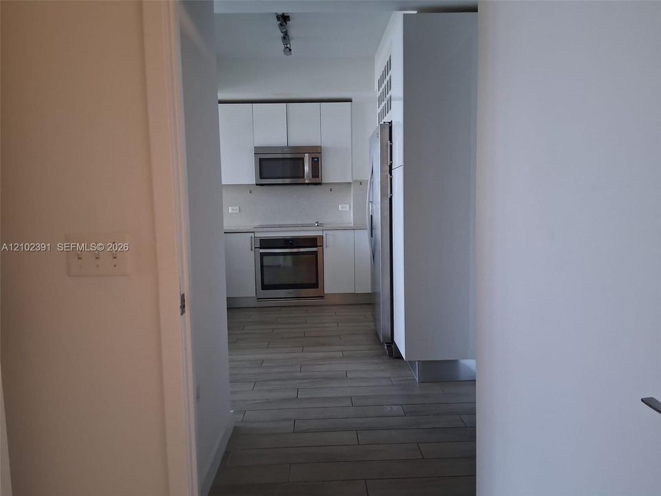 В аренду: $3,100 (1 спален, 1 ванн, 691 Квадратных фут)