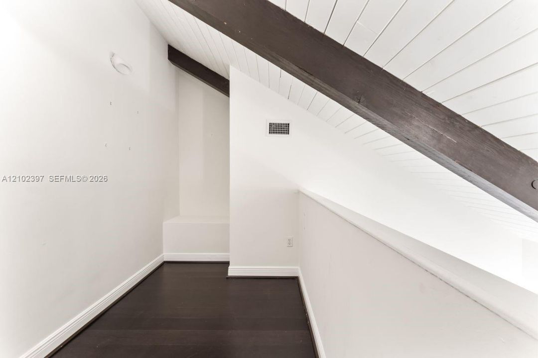 En Venta: $1,800,000 (5 camas, 5 baños, 4881 Pies cuadrados)