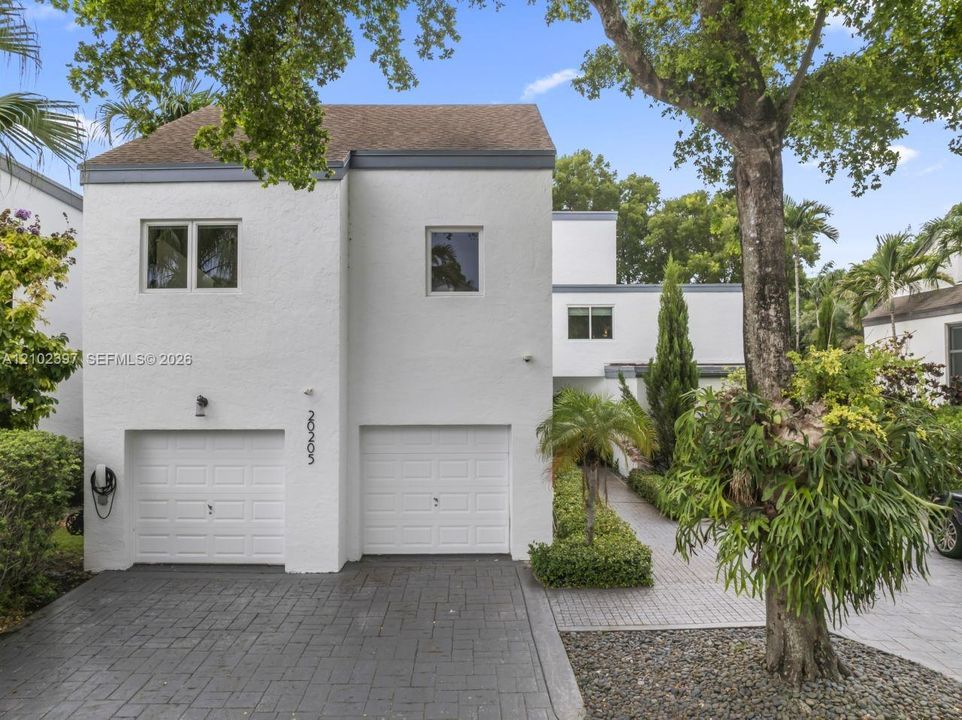 En Venta: $1,800,000 (5 camas, 5 baños, 4881 Pies cuadrados)