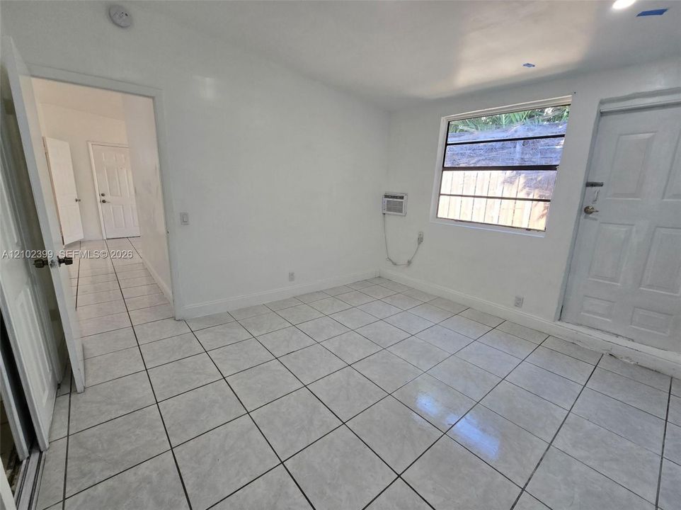 For Rent: $2,000 (2 beds, 1 baths, 0 Square Feet)