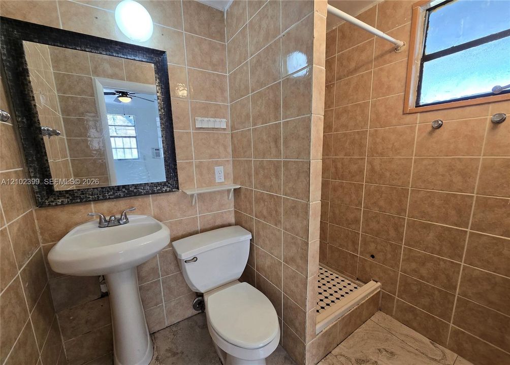 For Rent: $2,000 (2 beds, 1 baths, 0 Square Feet)