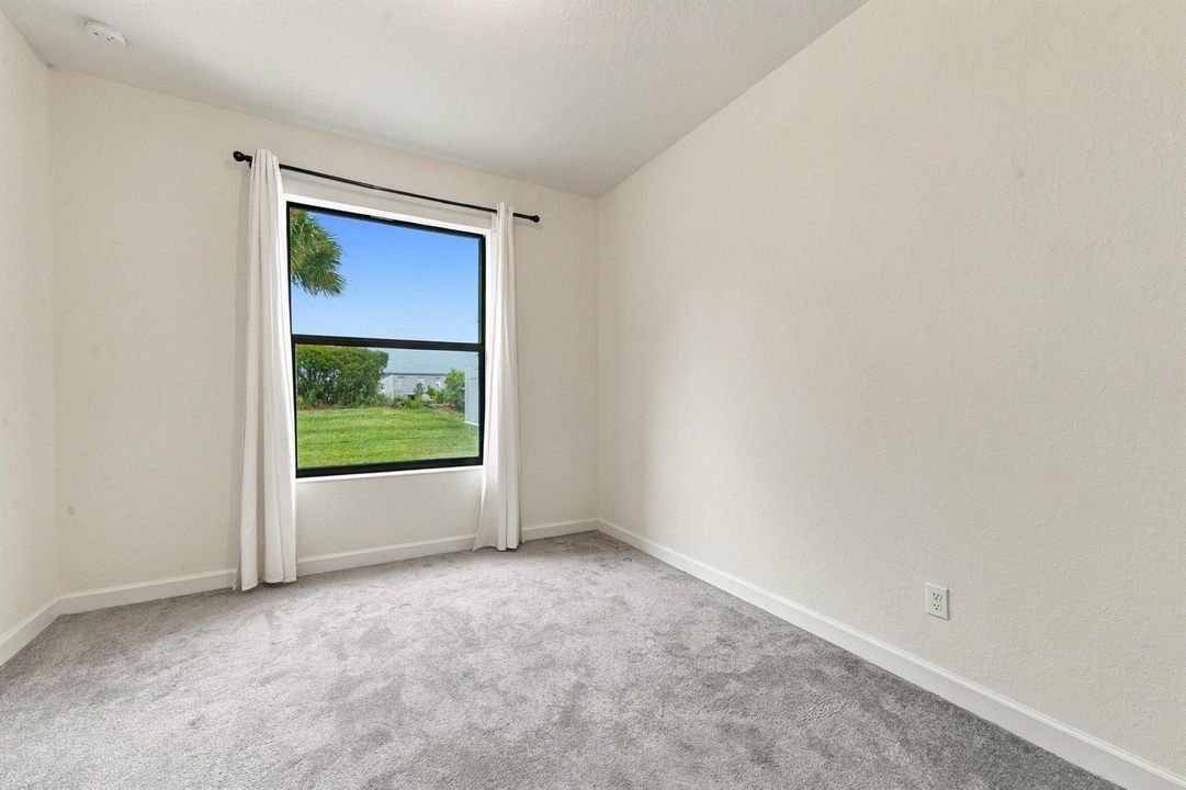 Downstairs Bedroom1
