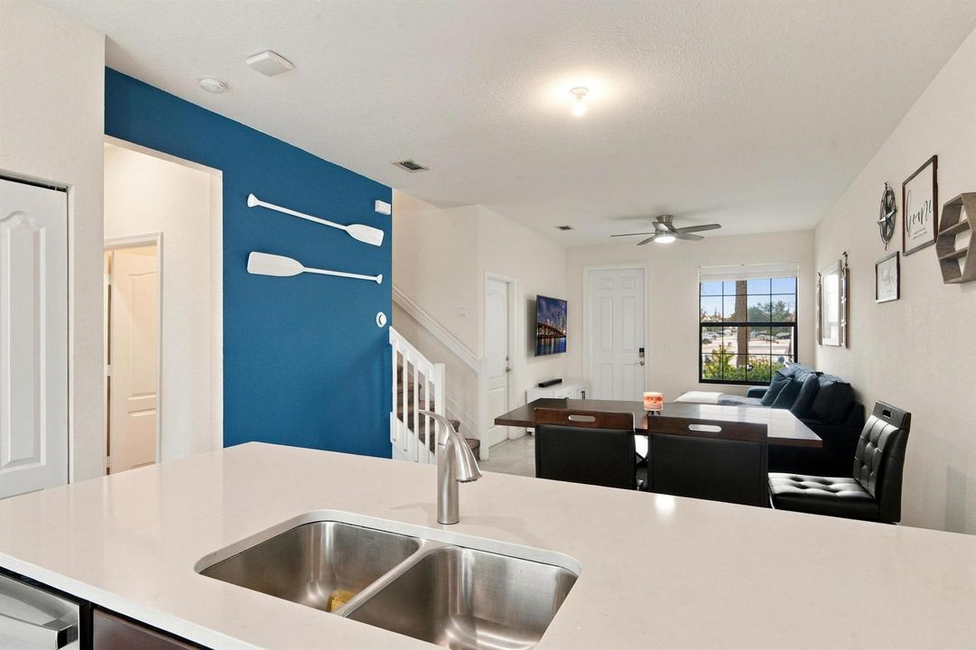 9871 E Villa Cir, Vero Beach, FL 32966-3
