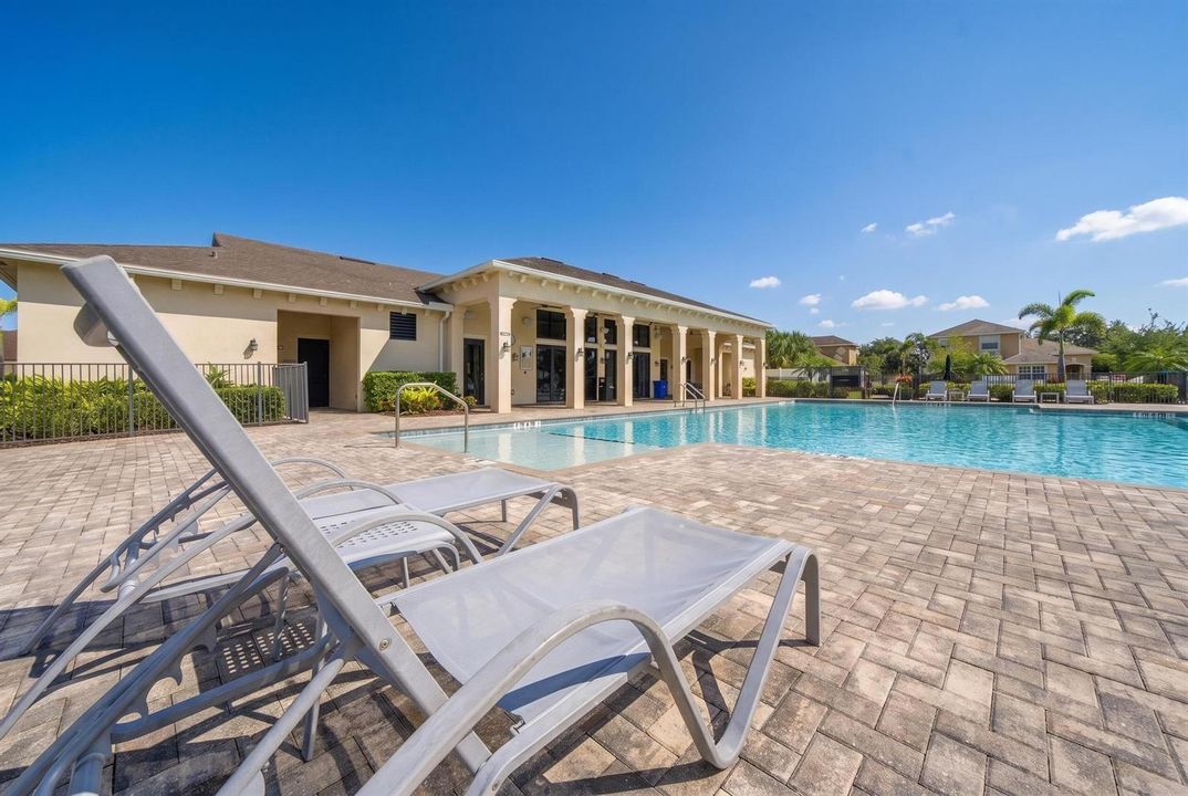 9871 E Villa Cir, Vero Beach, FL 32966-5