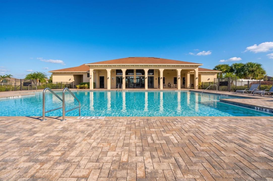 9871 E Villa Cir, Vero Beach, FL 32966-1