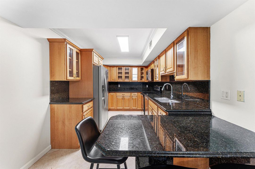 3300 Jaywood J115 (9)
