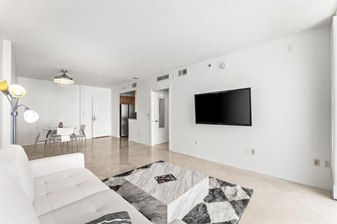 019-350Southeast2ndStreet-Unit2480-FortL