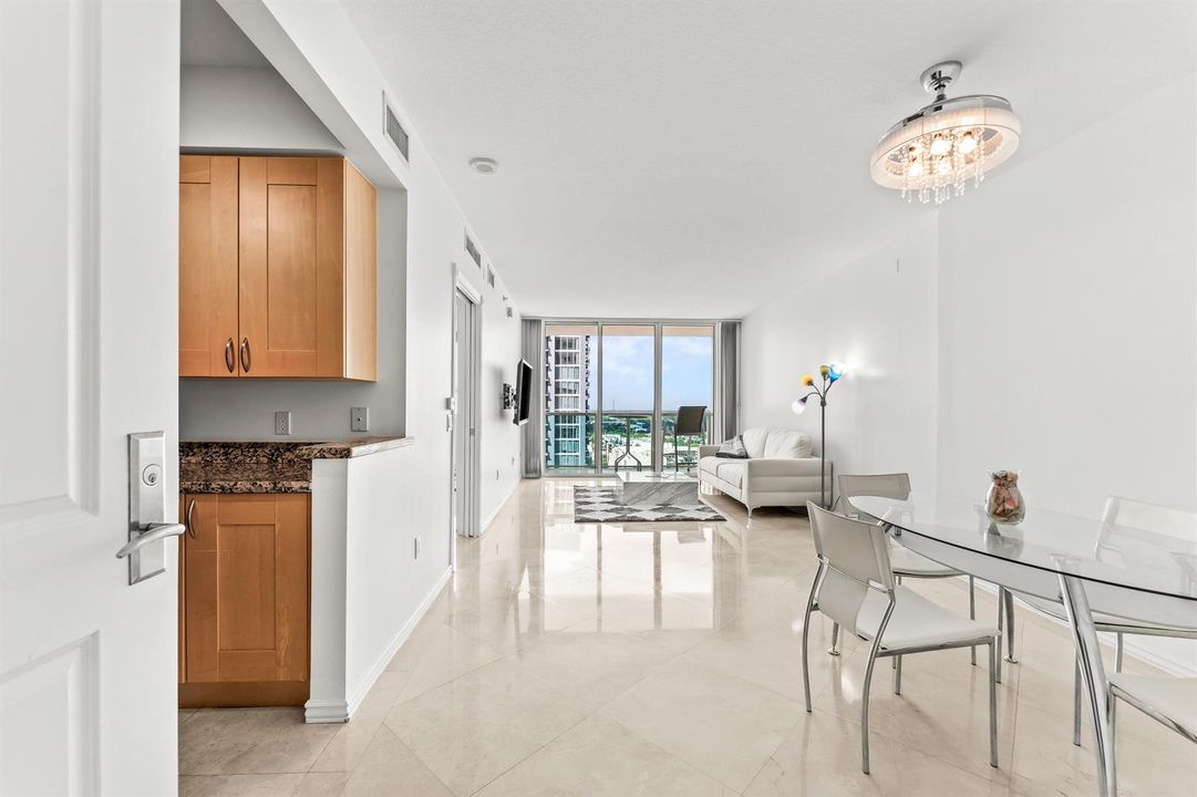 013-350Southeast2ndStreet-Unit2480-FortL