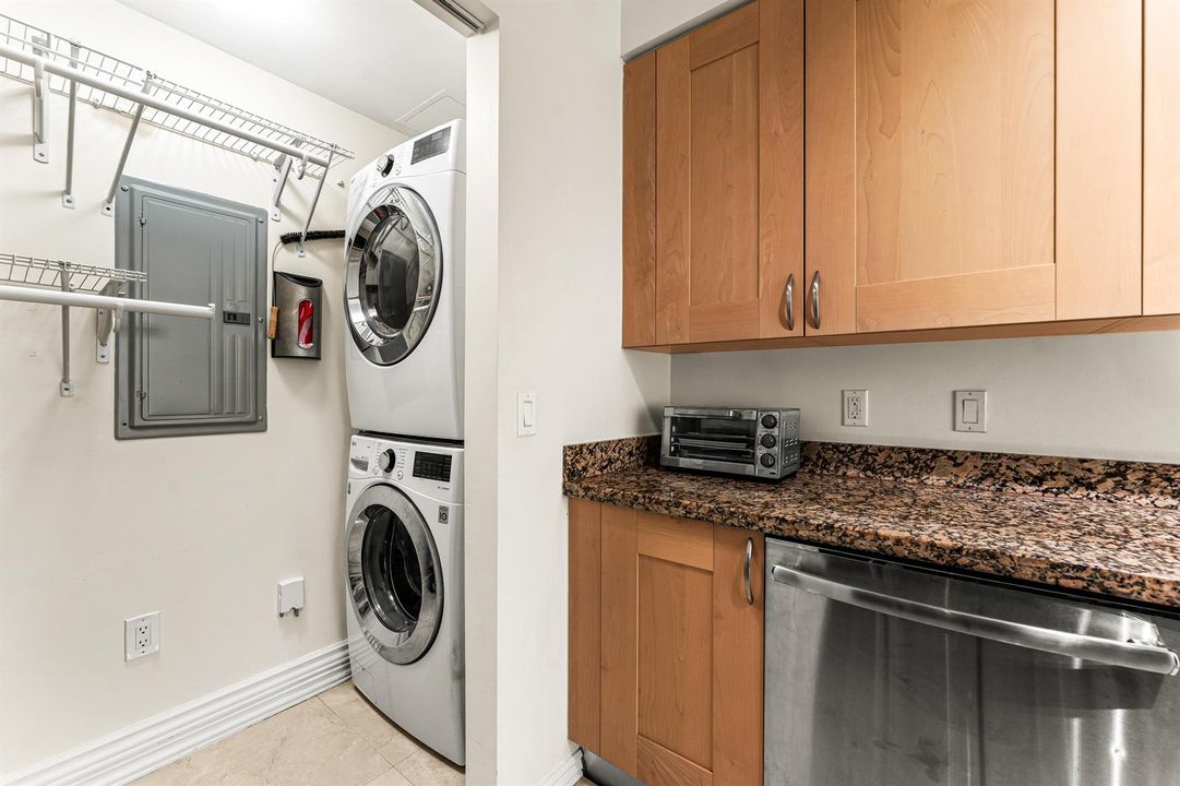 011-350Southeast2ndStreet-Unit2480-FortL