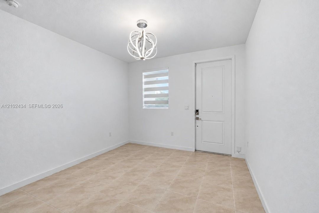 В аренду: $2,800 (3 спален, 2 ванн, 1488 Квадратных фут)
