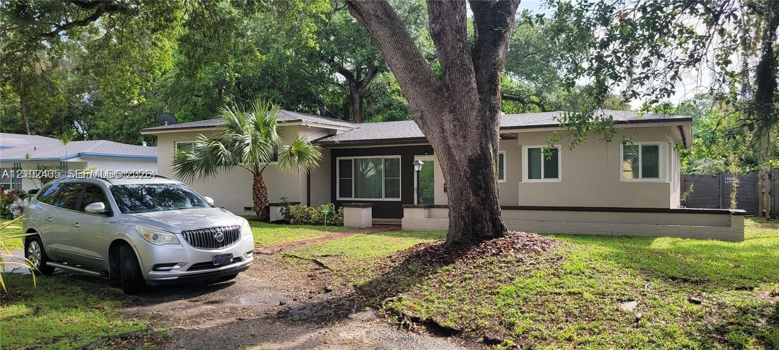 En Renta: $4,500 (5 camas, 3 baños, 1994 Pies cuadrados)