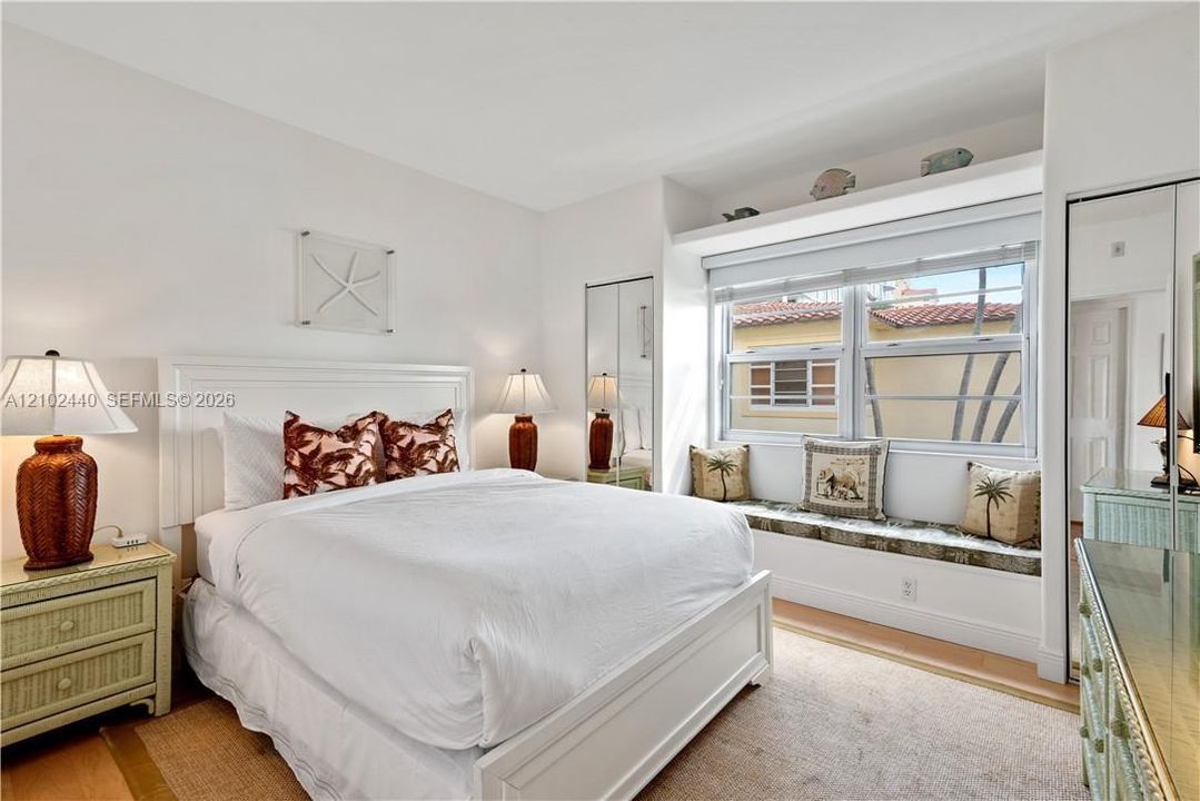 En Venta: $875,000 (2 camas, 2 baños, 946 Pies cuadrados)
