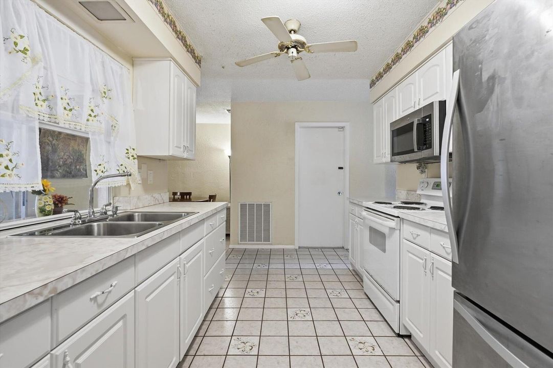 17-7510 Nw 71st Ave_017