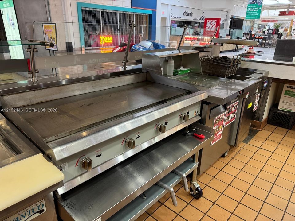 KITCHEN