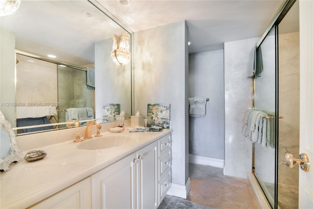 En Venta: $1,595,000 (3 camas, 3 baños, 2524 Pies cuadrados)