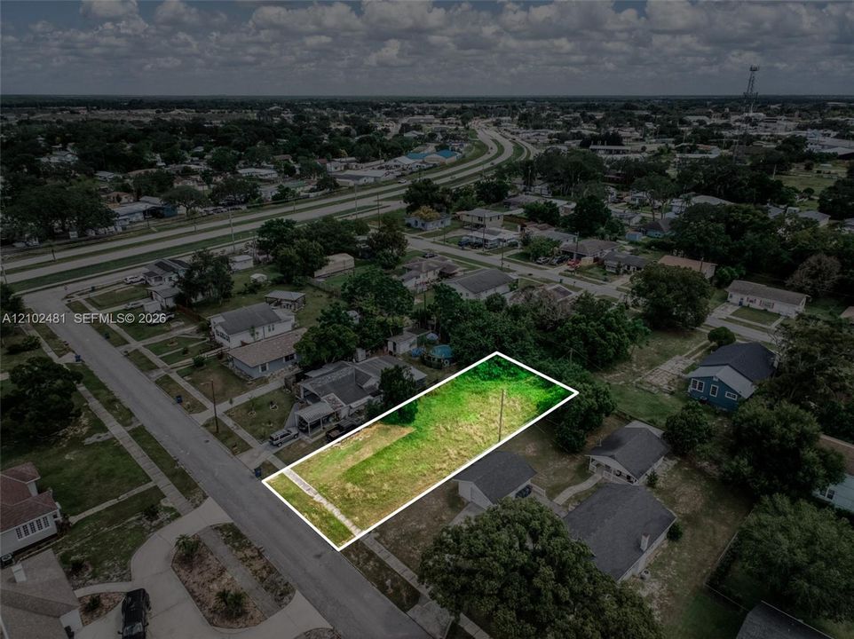 待售: $22,000 (0.17 acres)