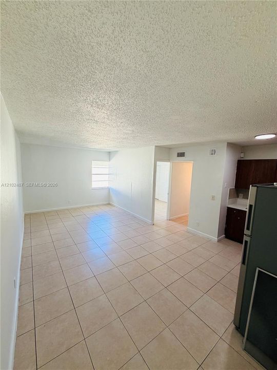 For Rent: $2,199 (3 beds, 1 baths, 0 Square Feet)