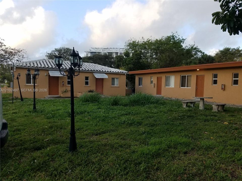 En Renta: $1,300 (1 camas, 1 baños, 1692 Pies cuadrados)