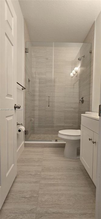 В аренду: $3,650 (3 спален, 2 ванн, 1726 Квадратных фут)