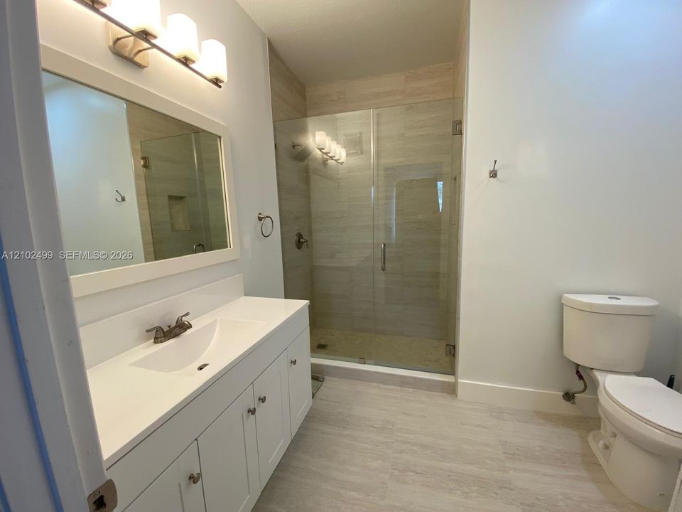 В аренду: $3,650 (3 спален, 2 ванн, 1726 Квадратных фут)