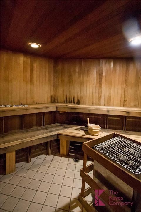 В аренду: $3,650 (3 спален, 2 ванн, 1726 Квадратных фут)