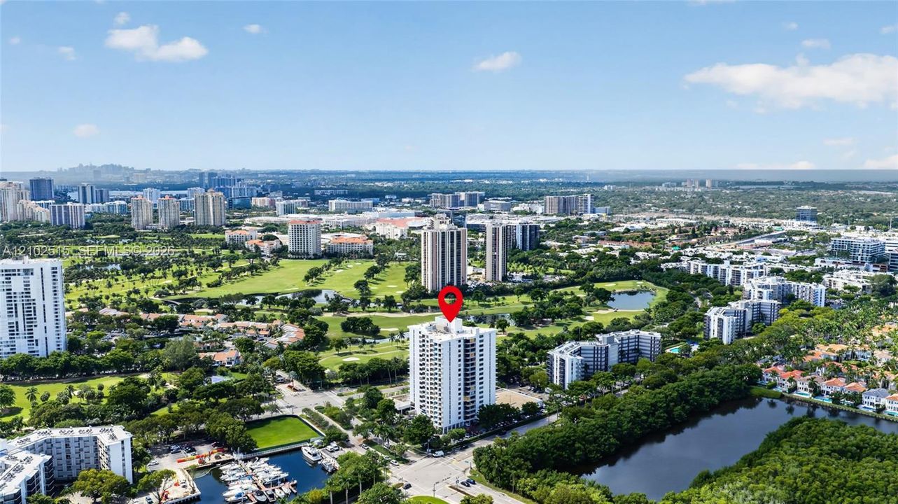 На продажу: $310,000 (2 спален, 2 ванн, 1308 Квадратных фут)