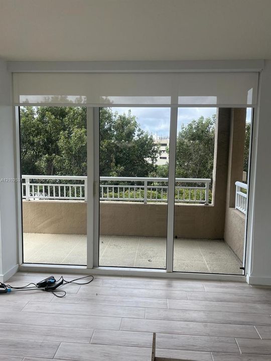 В аренду: $3,245 (2 спален, 2 ванн, 1245 Квадратных фут)