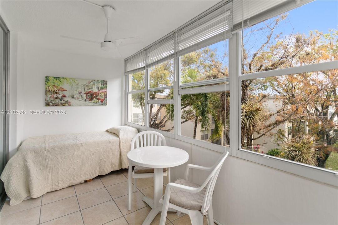 En Venta: $69,900 (1 camas, 1 baños, 705 Pies cuadrados)