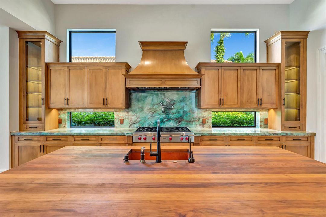 Kitchen 2