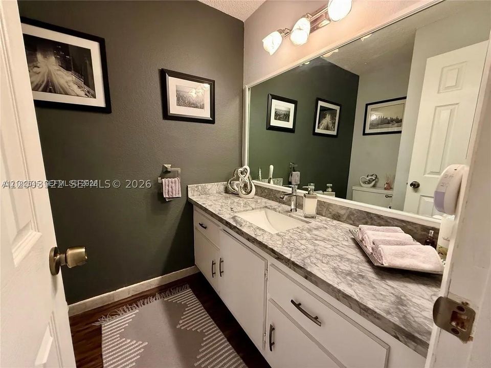 For Sale: $369,500 (3 beds, 2 baths, 1472 Square Feet)