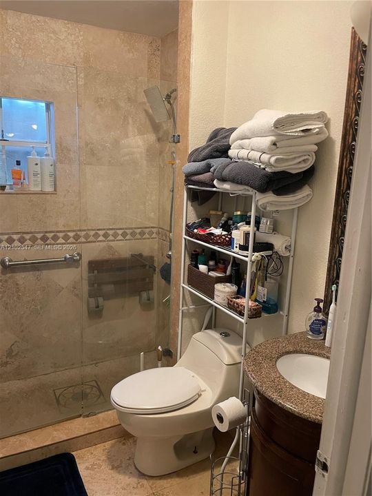 En Venta: $549,000 (3 camas, 2 baños, 1420 Pies cuadrados)