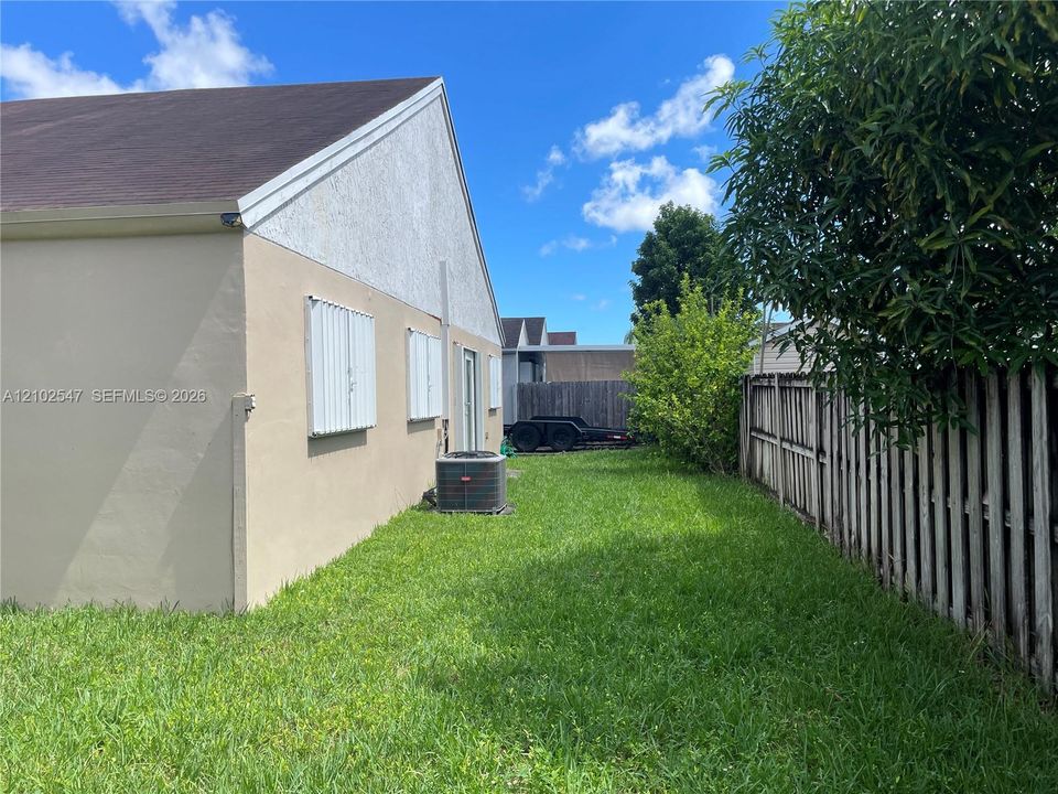 En Venta: $549,000 (3 camas, 2 baños, 1420 Pies cuadrados)